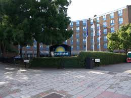 Search for cheap and discount days inn hotel rates in bournemouth, united kingdom for your group or personal travels. Days Inn Waterloo Londonnet