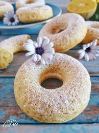 Ciambelline al limone, queste sono delle fragranti e profumatissime ciambelline preparate con la pasta frolla al limone senza burro quindi leggere e buonissime da gustare a colazione o per merenda. Ciambelline Ricotta E Limone Senza Burro Ne Olio Subito Pronte