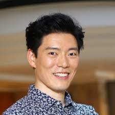 Kimberly Howington's Instagram, Twitter & Facebook