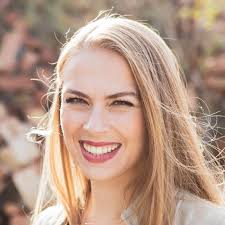 One of our musicians, violinist Rose Hinton, explains how life has been  different in 2020 and why she took part in the Christmas Blessing. How has  your life as a musician/singer differed