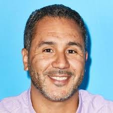 Elyse Thomas's Instagram, Twitter & Facebook