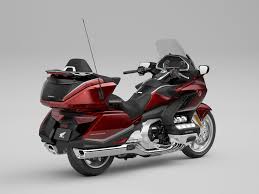Refinements abound, but the best parts remain the same. 2021 Honda Gold Wing Tour Dct Guide Total Motorcycle