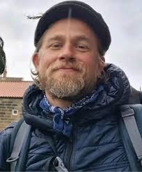 No ziz-zagging required in this film😄... San Andreas... he's pretty heroic  actually 🥰 xxxx