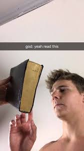 Danielle Kennington's Instagram, Twitter & Facebook