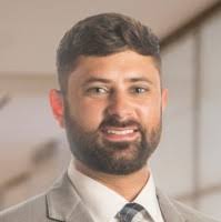 Aaron Scheibelhut's Instagram, Twitter & Facebook