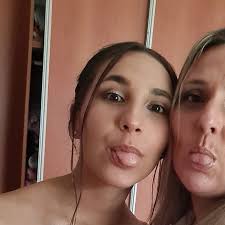 Manuela COSTA, 44 ans (ISSY LES MOULINEAUX)