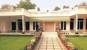 It is an extraordinary pleasure to welcome prime minister modi to the white house for the first time. Fire Near Pm Modi S House In Delhi 17 Fire Engines Rushed