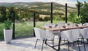 Sichtschutz terrasse, massiv oder flexibel, natur oder künstlich? Sichtschutz Aus Glas Bequem Online Bestellen Meingartenversand De