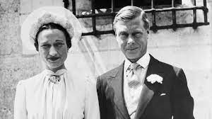 Stream tracks and playlists from duque de windsor on your desktop or mobile device. Aventuras Na Historia Ha Exatos 83 Anos O Duque De Windsor Se Casava Com Wallis Simpson A Mulher Divorciada Que Abalou A Corte
