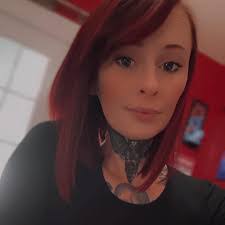 Heather Garton's Instagram, Twitter & Facebook