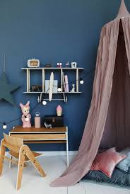 Le Bleu Petrole Une Tendance A Essayer A La Maison Deco Maison Zenidees Deco Chambre Rose Decoration Maison Chambre Fille Bleue