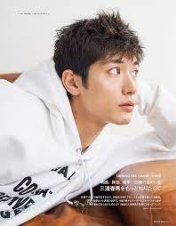 俳優 三浦春馬が語る28歳の率直な心の内とは numero tokyo 28歳 俳優 メンズ ヘアスタイル