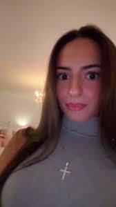 Sophia Gil's Instagram, Twitter & Facebook