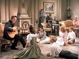 Film adaptation of a classic rodgers and hammerstein musical based on a nun who becomes a governess for an austrian family. Kdy D 35lec5m
