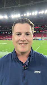 Khyiris Tonga vs. Josh Sills during Day 2 of joint practice. #azcardinals  #colts #nfl #football