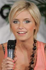 Holten sich den letzten jahren den titel in der beliebten castingshow. Lena Gercke Ihr Beauty Wandel In Bildern Gala De