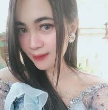 Family traveling to Europe together