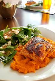 Our Healthy Dinner Pan Seared Mahi Mahi On A Sweet Potato Mash Served With A Flax Seed Goat Cheese Spinach Salad Oh In 2020 Mashed Sweet Potatoes Healthy Recipes Food