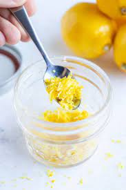 Squeeze the lemons to make 12 cup of juice and set the juice aside. How To Zest A Lemon 5 Easy Ways Evolving Table