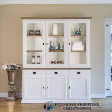 Untuk anda yang sedang mencari pernak pernik rumah anda. 23 Ide Bufet Bufet Minimalis Lemari Hias