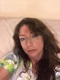 Women Over 30 With No Kids and No Drama