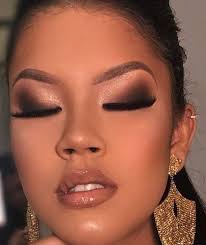 Pin de Dora Bueno em cabelo e vestido de casamento