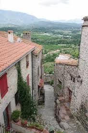Les Plus Beaux Villages Des Pyrenees Orientales Voyager En Photos Blog Voyage En 2020 Beaux Villages Pyrenees Orientales Idee Vacances