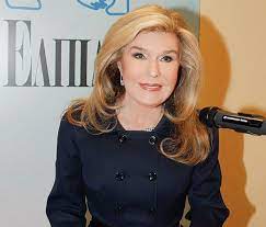 Στον παιδικό σταθμό αγίου νικολάου η μαριάννα βαρδινογιάννη. Mononews100 Marianna Bardinogiannh