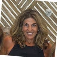 Sandra Deluca's Instagram, Twitter & Facebook