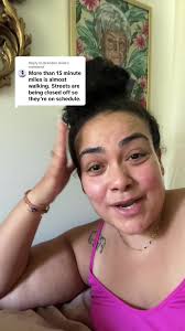 Replying to @Brandon Avila Ariana, what are you doing here?! #nike  #nikerunning #nikeafterdark #halfmarathon #slowrunner #plussizerunner #run  #runner #running #plussize #midsize