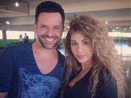 أنا قلبي ينادي ليك وروحي تروح ليك يوقف بي الزمان واستنى شوف عينيك. Ù…Ù† Ù‡ÙŠ Ù…ÙŠØ±ÙŠØ§Ù… ÙØ§Ø±Ø³ ÙˆÙŠÙƒÙŠØ¨ÙŠØ¯ÙŠØ§ Ø§Ù„Ø³ÙŠØ±Ø© Ø§Ù„Ø°Ø§ØªÙŠØ© Ø§Ù„Ù…Ø±Ø¬Ø¹ Ø§Ù„ÙˆØ§ÙÙŠ