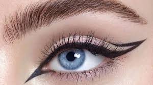 Transform your eyes and reach for the stars with the shimmery stardust glitter eyeliner. 11 Eyeliner Tips For Blue Eyes