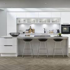 They're glamorous in all the right places, without feeling cold or stark, thanks to stunning wixom door style. White Kitchen Ideas White Kitchen Designs Howdens