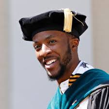 Andrew Shipp's Instagram, Twitter & Facebook