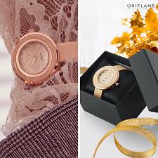Aun Quedan Algunos Dias Para Navidad Estas A Tiempo De Incluir Esta Hermosura En Tu Lista De Regalos Gold Watch Bracelet Watch Accessories