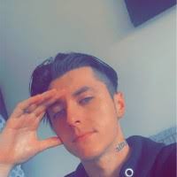 40+ "Daniel Broom" profiles