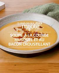 Soupe A La Courge Musquee Et Au Bacon Croustillant Video Soupe Courge Recette Courge Musquee Doubeurre