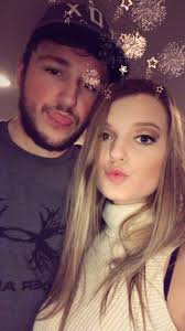 Holly Singleton (@holbolboo26)