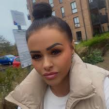 This is not mine but why are your kebabs not closed wraps when you get them?