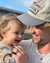 Sharing old memories of the Beeston family children