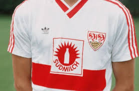 Join the discussion or compare with others! Heiss Begehrt Und Bestens Geeignet Fur Werbung Trikots Des Vfb Stuttgart Klicken Sie Weiter Stuttgarter Nachrichten