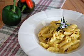 Questo paté è una mi a invenzione, mi sono ispirata ad un paté di sgombro che avevo acquistato, che mi era piaciuta tantissimo, poi naturalmente ho ingredienti per ca. Pasta Con Crema Di Peperoni E Speck Ricetta Cremosa Ricette Cibo Cibo Etnico