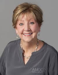 Elsa Jolly's Instagram, Twitter & Facebook