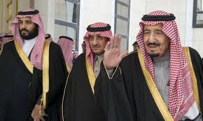 وقد شغل منصب وزير الداخلية في المملكة اعتبارا من 2012 قبل أن يُصبح وليًا للعهد بعد ثلاث سنوات. Ø§Ù„ØºØ§Ø±Ø¯ÙŠØ§Ù† Ù…Ø­Ø§Ù…ÙˆÙ† ÙŠØªØ­Ø¯Ø«ÙˆÙ† Ø¹Ù† Ù…Ø®Ø§Ø·Ø± Ø¹Ù„Ù‰ Ø­ÙŠØ§Ø© Ù…Ø­Ù…Ø¯ Ø¨Ù† Ù†Ø§ÙŠÙ Ø¨Ø³Ø¨Ø¨ ÙÙŠØ¯ÙŠÙˆ Ø¹Ù„Ù‰ ÙŠÙˆØªÙŠÙˆØ¨ ÙŠØ²Ø¹Ù… ØªØ¢Ù…Ø±Ù‡ Ø¶Ø¯ Ù…Ø­Ù…Ø¯ Ø¨Ù† Ø³Ù„Ù…Ø§Ù† Ø§Ù„Ù‚Ø¯Ø³ Ø§Ù„Ø¹Ø±Ø¨ÙŠ