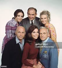 48 Phyllis Lindstrom Stock Photos, High-Res Pictures, and Images