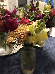 Cut flowers are one of the best cash crops for small growers all across north america, with profits of up to $30,000 per acre. How To Increase Your Vegetable Garden Yield By Planting Cut Flowers