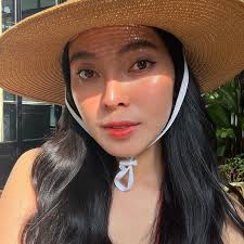 Instagram photo by Bánh Cam • Mar 15, 2022 at 9:01 AM