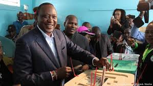 Explore more on uhuru kenyatta. Uhuru Kenyatta Kenias Streitbarer Prasident Afrika Dw 11 08 2017