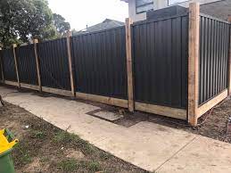 Bespoke fencing solutions in melbourne. Fencing Contractors Melbourne Fence Design Timber Posts Fence Options