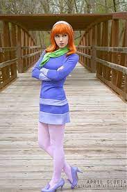 Primary costume items include base scooby doo daphne costume option and accompanying costume pieces. Diy Scooby Doo Daphne Costume Maskerix Com Daphne Costume Redhead Costume Daphne Halloween Costume